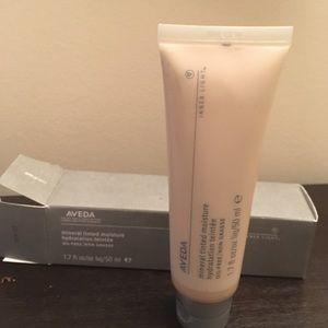 Aveda mineral tinted moisturizer Aspen 01